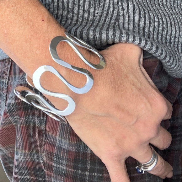 MCM Anna Greta Eker Norway Vintage Modernist Sterling Silver Hammered Bracelet - Picture 8 of 8